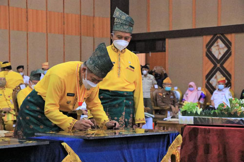 Walikota dan Wakil Walikota Pekanbaru Firdaus â€“Ayat Bangun Tenayan Raya Menjadi Bandaraya Tenayan